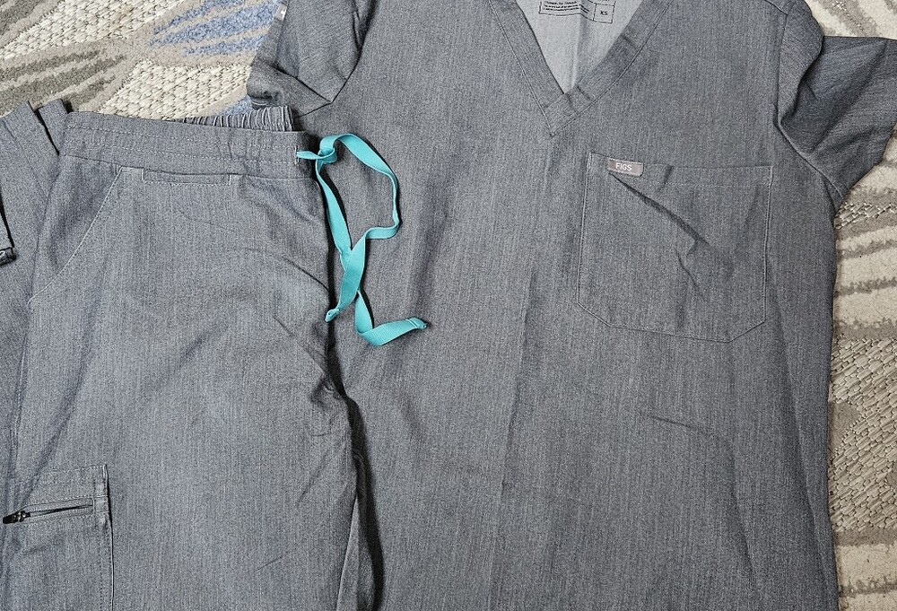 Figs Scrub Set Gray